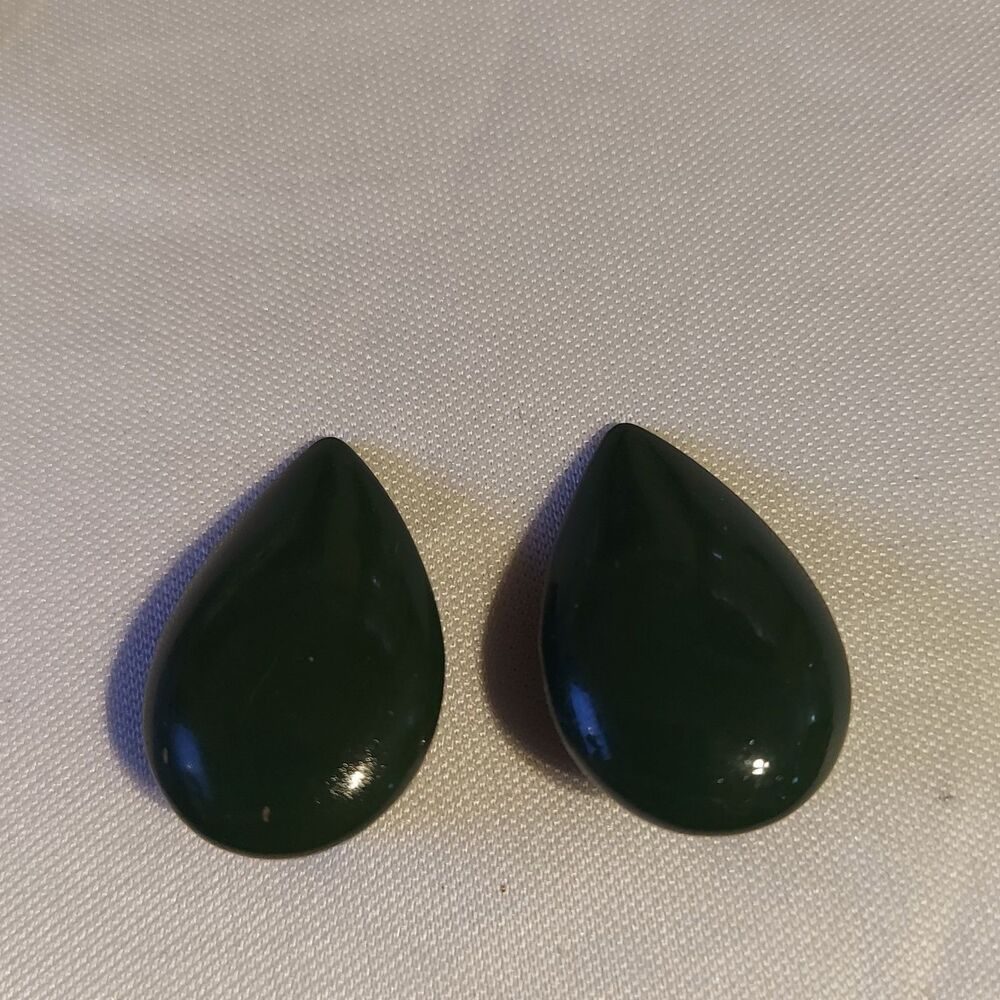 Green Teardrop Clip-on Earrings 1"